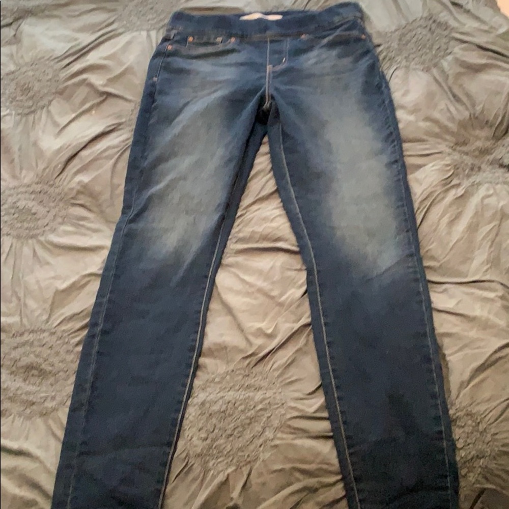 Women’s Pull on Skinny Jeans